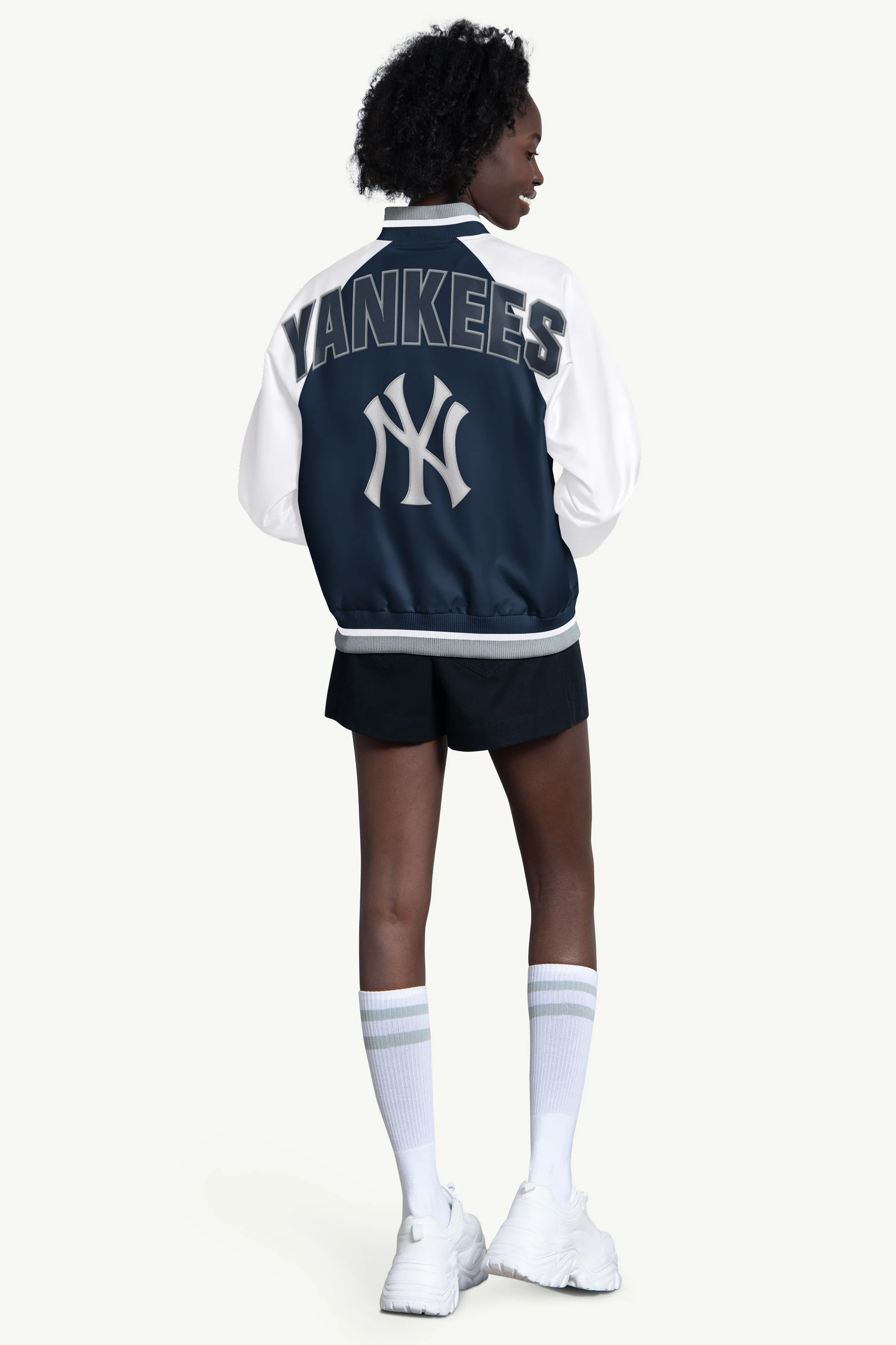 WOMENS NEW YORK YANKEES BLITZ VARSITY JACKET - Image 2