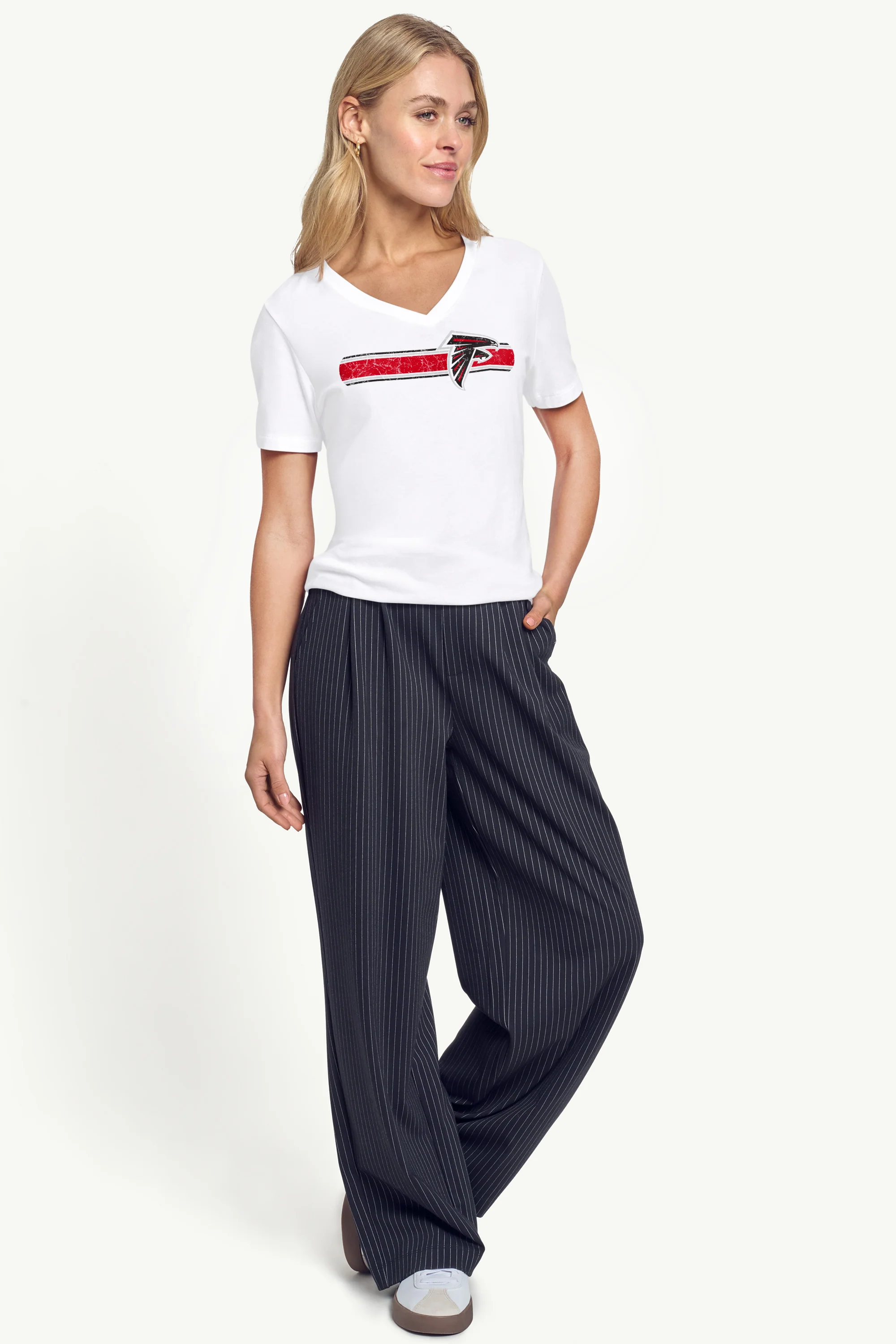 WOMENS ATLANTA FALCONS STRIPE V-NECK T SHIRT - Image 3