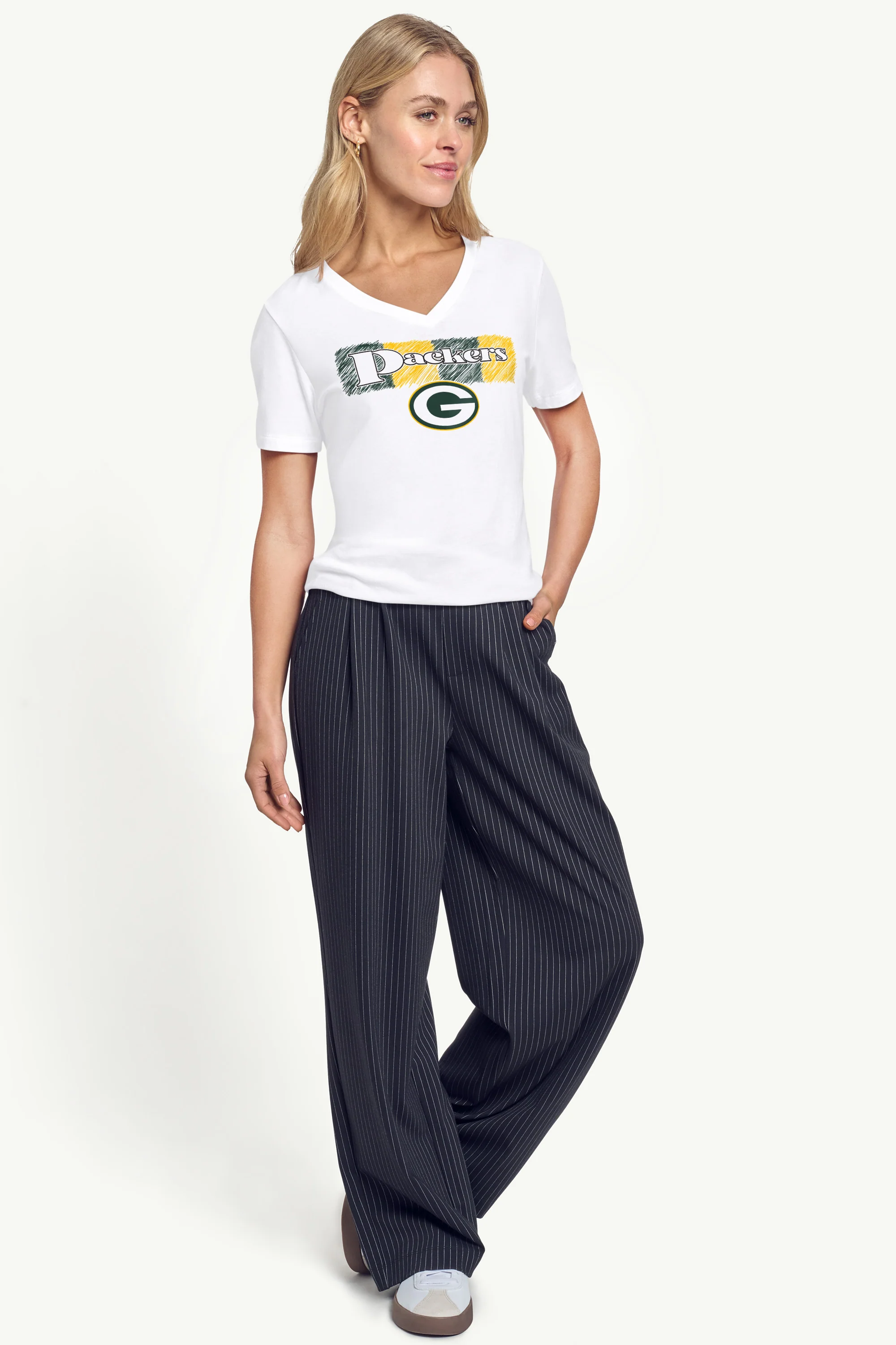 WOMENS GREEN BAY PACKERS COLOR SHADING V-NECK T SHIRT - Image 3